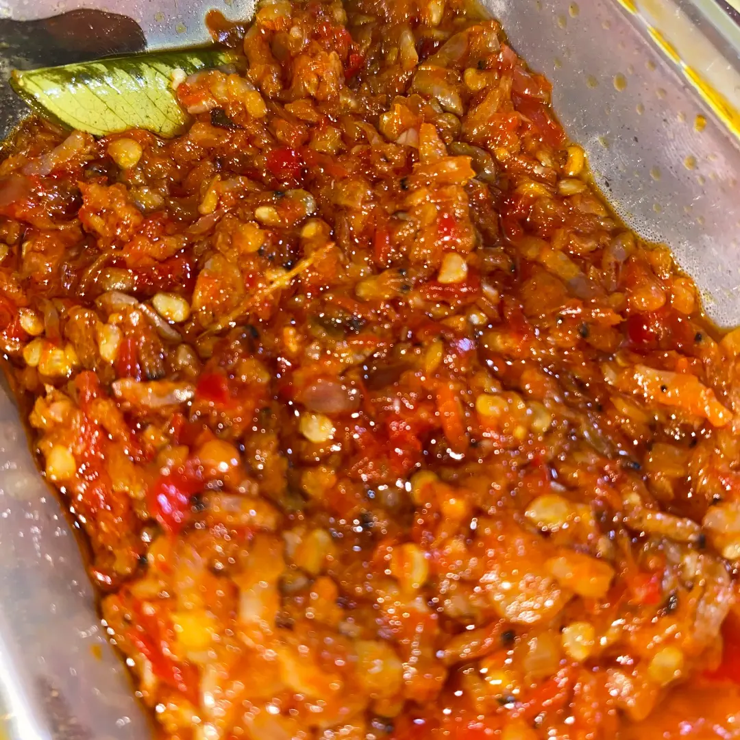 Sambal Udang — Udang segar pilihan berpadu dengan ulekan cabai merah asli